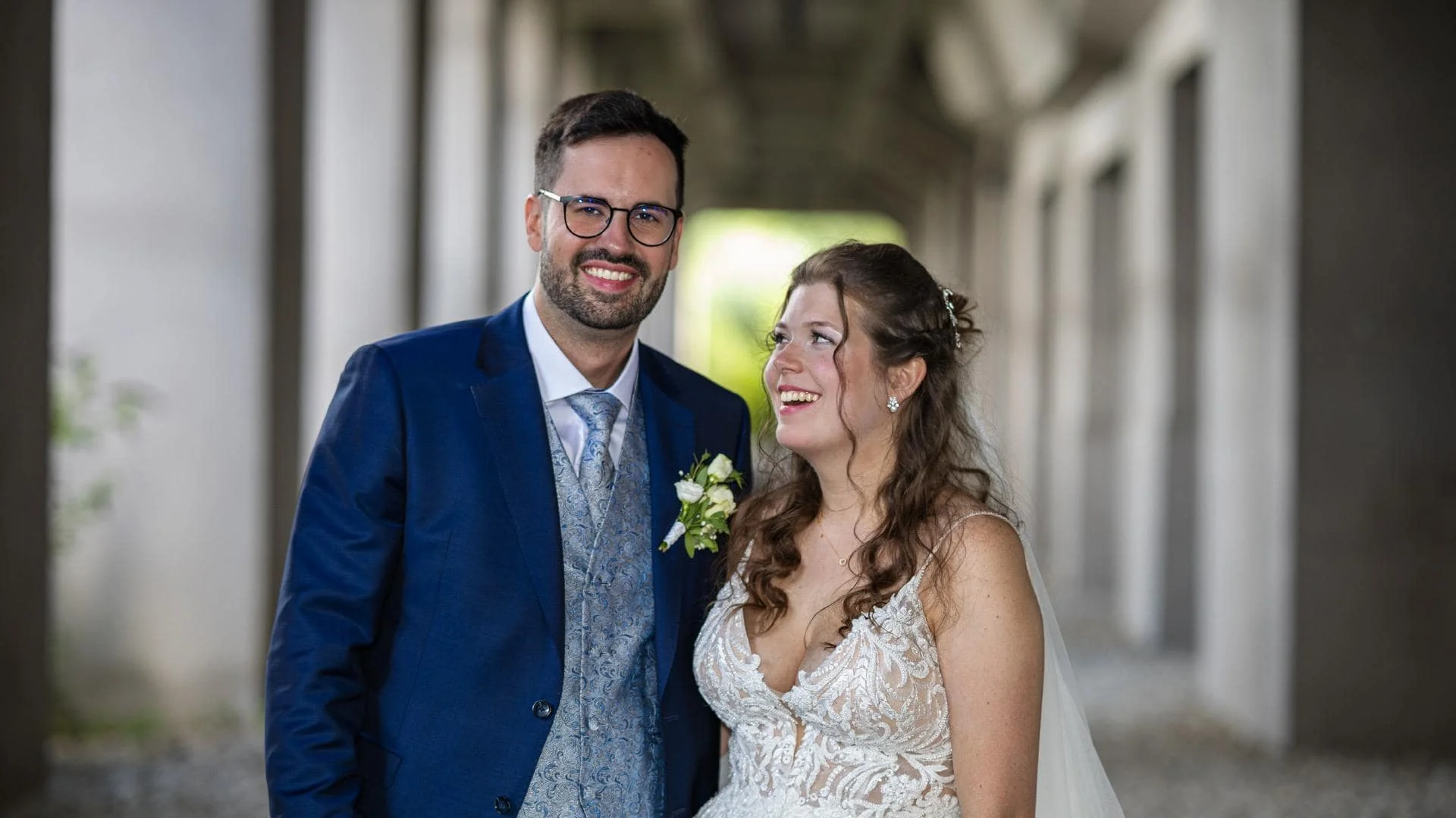 Cover image for Hochzeitsfotografie im Ruhrgebiet: Der ultimative Guide für eure perfekte Hochzeitsreportage